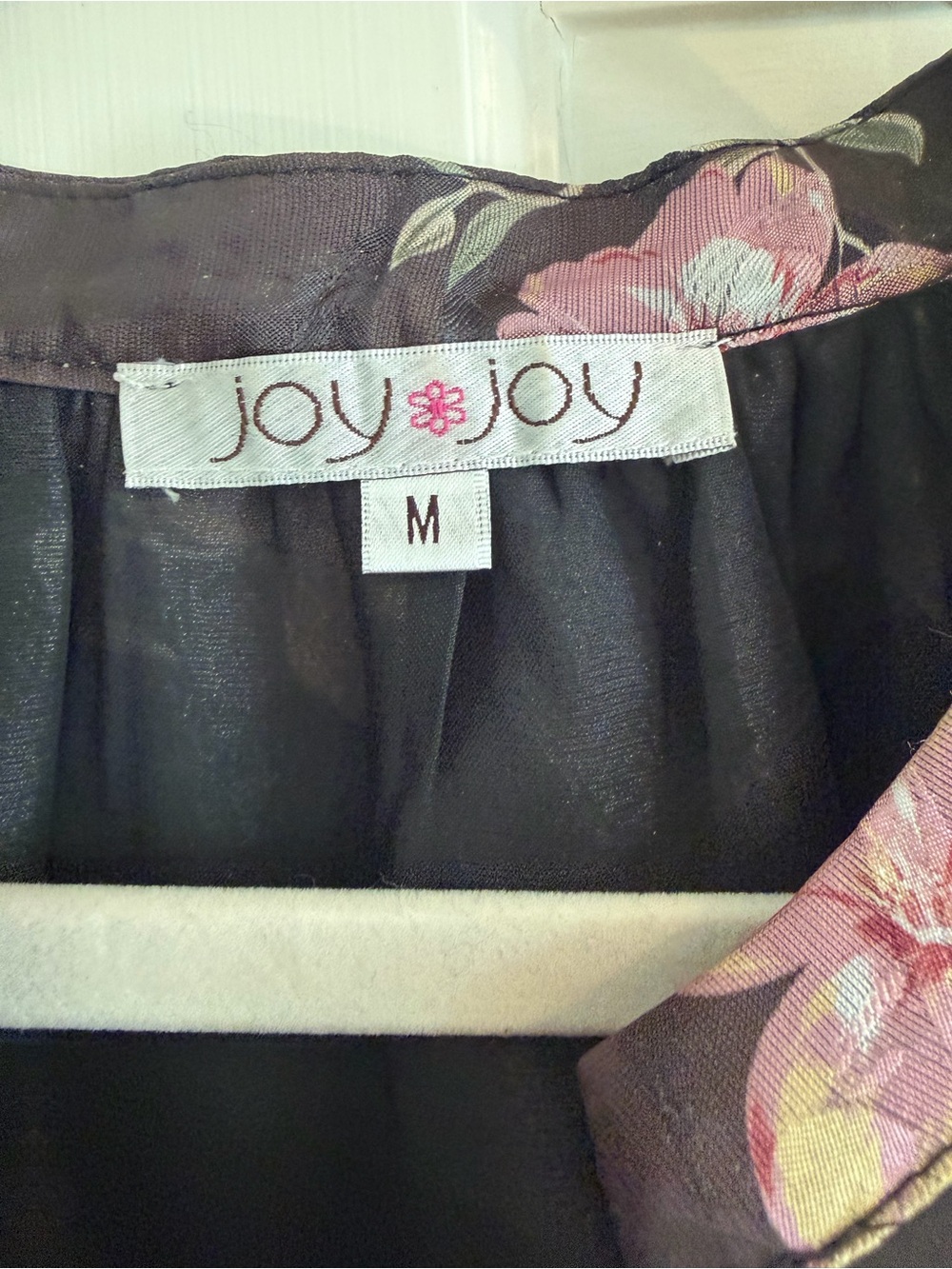 Joy Joy Dark Brown Floral Ruffle V-Neck Puff Sleeve Blouse - Picture 3 of 4